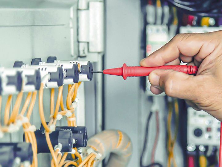 Strom und Netz. Finden Sie Ihren Installateur, SWS Netze.